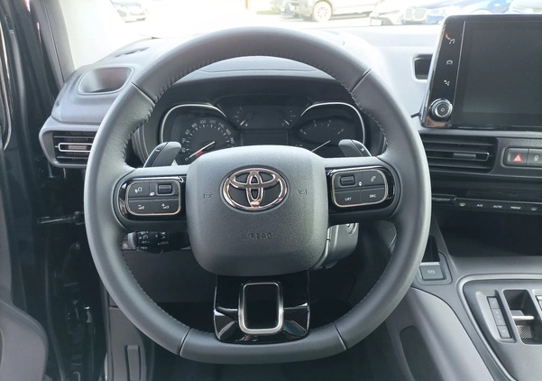 Toyota Proace City Verso cena 151900 przebieg: 1, rok produkcji 2024 z Bodzentyn małe 631